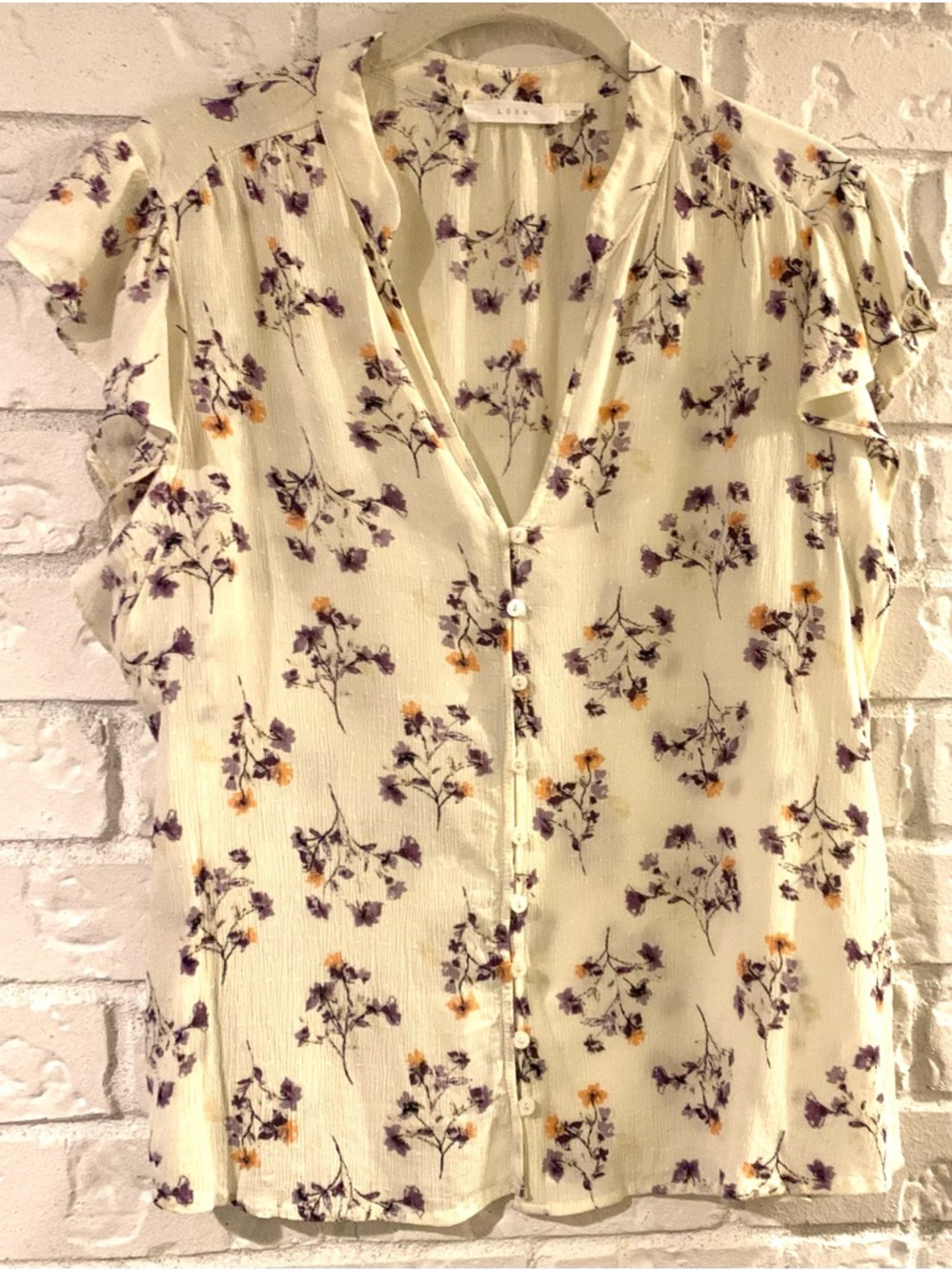 Lush  Womens Cream  Floral Flutter Sleeve Button-Front Blouse  Size Large